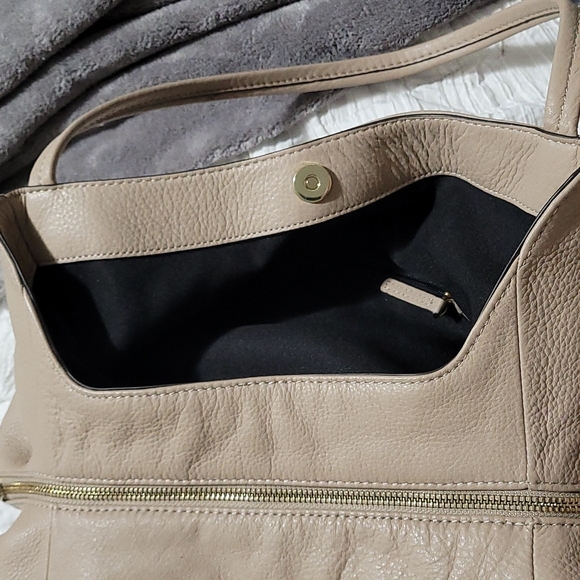 Vince  Camuto purse - Picture 4 of 13